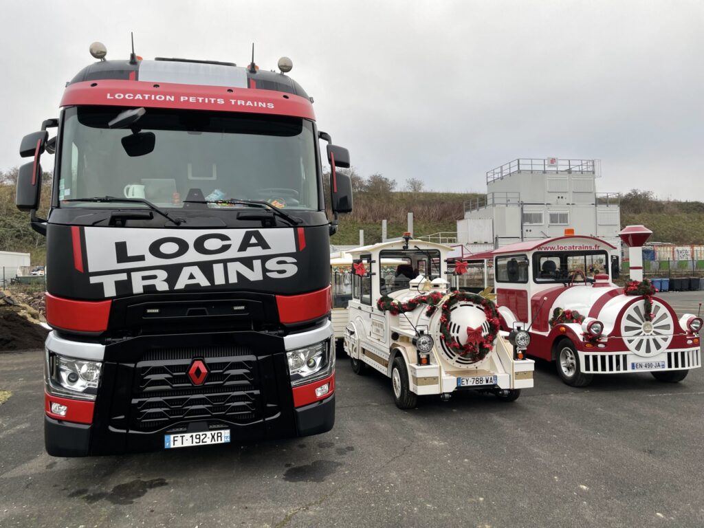 Transport du petit train par camion Locatrains